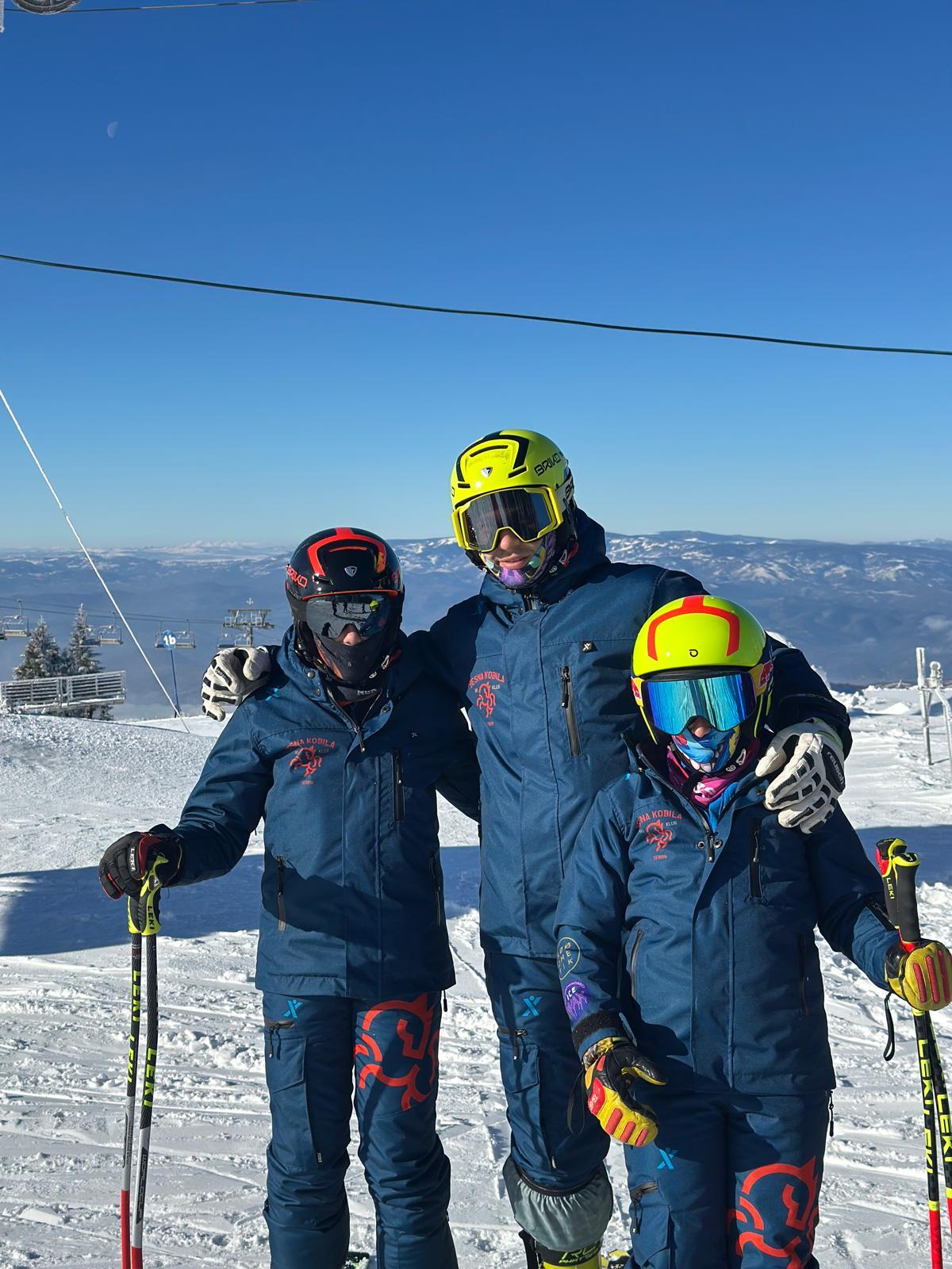 Tri instruktora ski kluba Besna Kobila